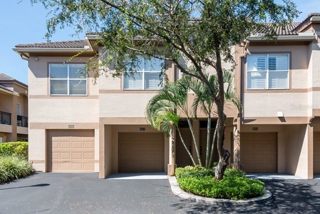 1052 Normandy Trace Rd, Tampa, FL
