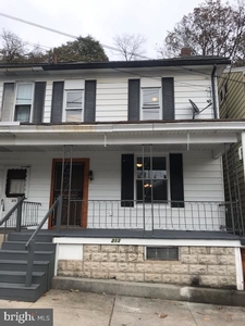 213 Erie St, Dauphin, PA