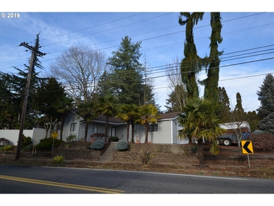 8441 Sw 10th Ave, Portland, OR