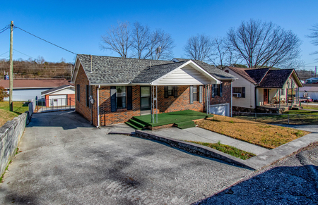 514 Wallace Ave, Rocky Top, TN