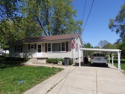 322 Spring St, Pittsfield, IL