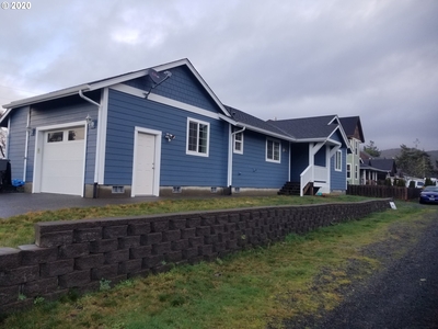 1314 9th Ave, Seaside, OR