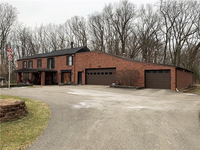 1220 Middle Road Ext, Gibsonia, PA