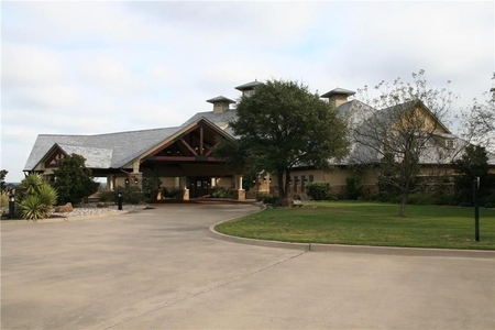 6200 Downfield Ct, Cleburne, TX