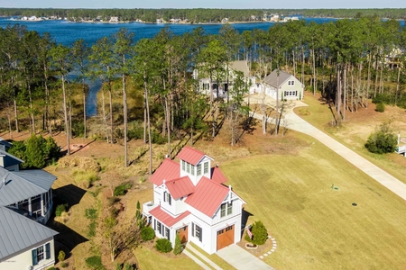 81 Oyster Point Rd, Oriental, NC