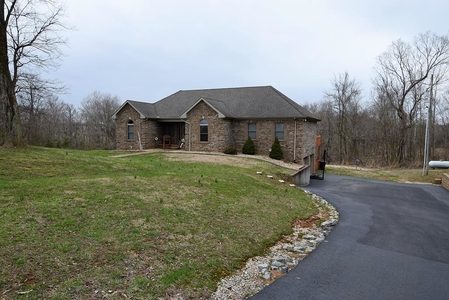 7702 Caledonia Rd, Gracey, KY