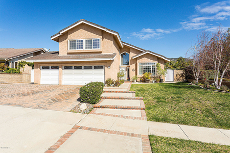 3162 Crazy Horse Dr, Simi Valley, CA