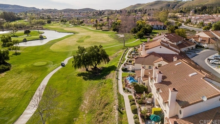 326 Country Club Dr, Simi Valley, CA