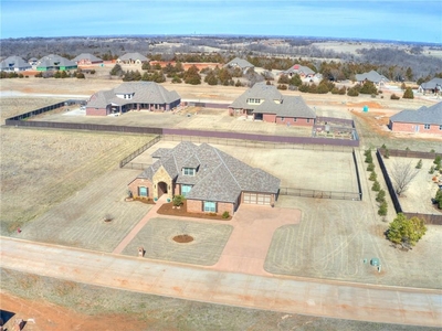 3401 Dragonfly Rd, Norman, OK