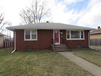 614 N Indiana St, Griffith, IN