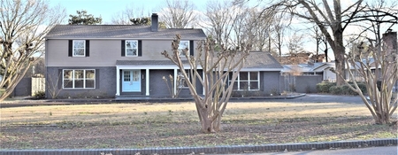 902 Highland Ave, Muscle Shoals, AL