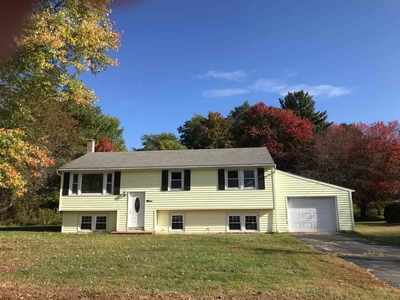 21 Old Stage Rd, Hinsdale, NH
