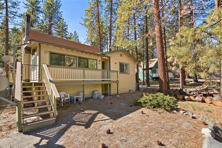 1681 State Hwy, Wrightwood, CA