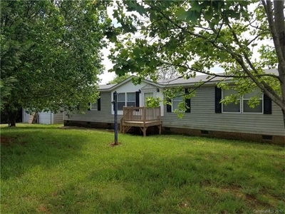 117 Canfield Dr, Olin, NC