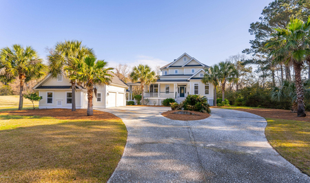107 Dolphin Point Dr, Beaufort, SC