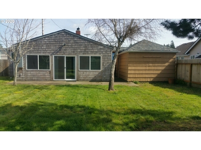 631 Maple St, Florence, OR