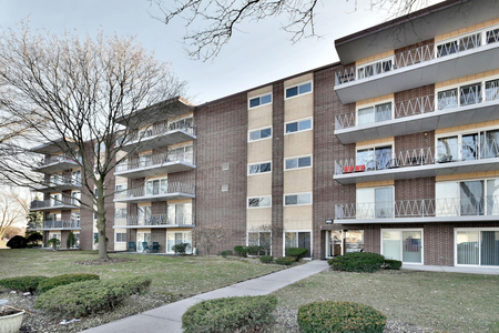2900 Maple Ave, Downers Grove, IL