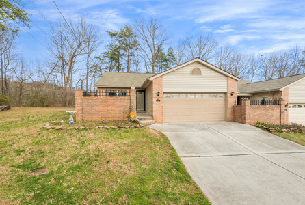 809 Rangeview Way, Knoxville, TN