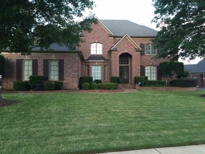 1056 Fall Springs Rd, Collierville, TN