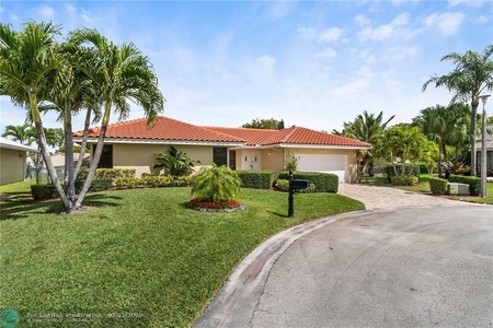 6581 Nw 52nd St, Coral Springs, FL