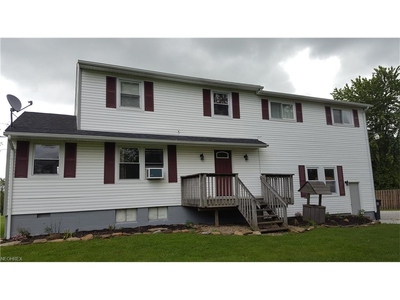 3042 Porter Rd, Atwater, OH