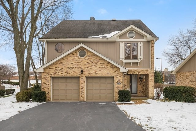 Photo of 134 Country Club Drive, Bloomingdale, IL 60108