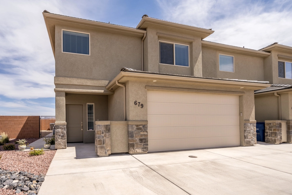 Photo of 679 South Malorie Way, Ivins, UT 84738