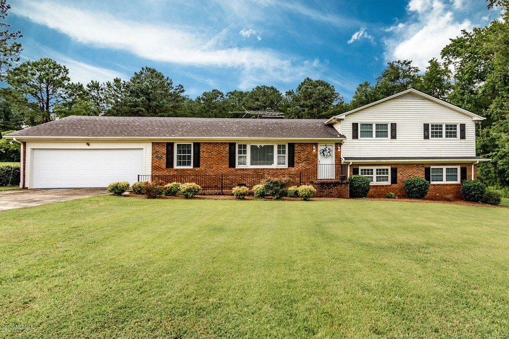 Photo of 5502 Strickland Road, Bailey, NC 27807