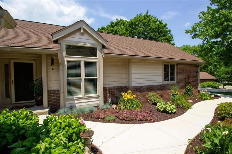 Photo of 5334 Thicket Hill Lane, Indianapolis, IN 46226