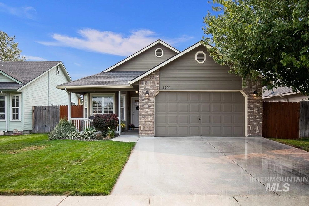 Photo of 1491 West Silver Salmon Drive, Meridian, ID 83642