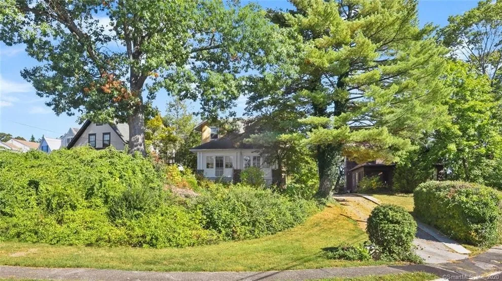  for Sale at 75 Havemeyer Place, Greenwich, CT 06830