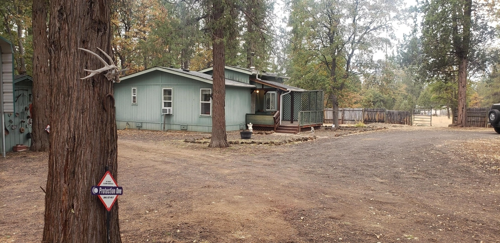 Photo of 29268 Day Road, Mcarthur, CA 96056