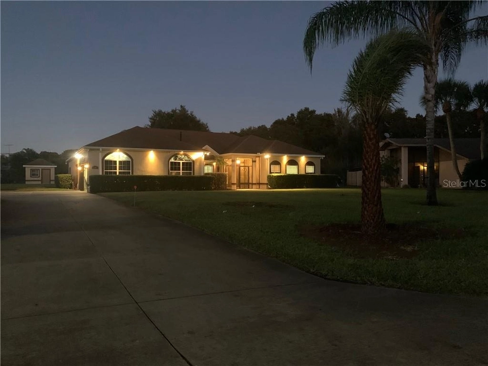 Photo of 26407 Savage Circle, Howey In The Hills, FL 34737