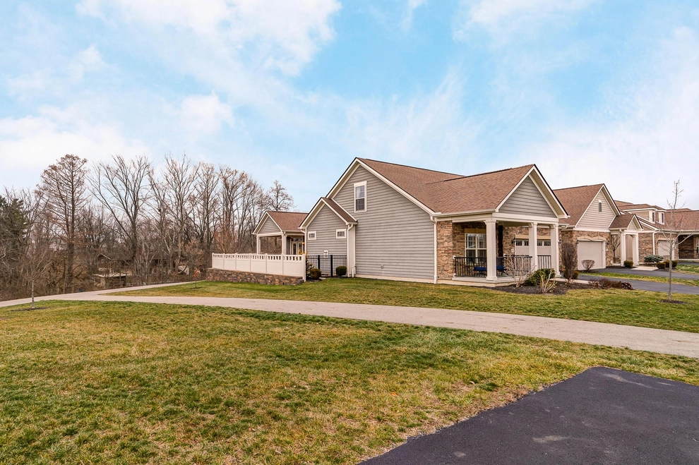 Photo of 5584 Eventing Way, Hilliard, OH 43026