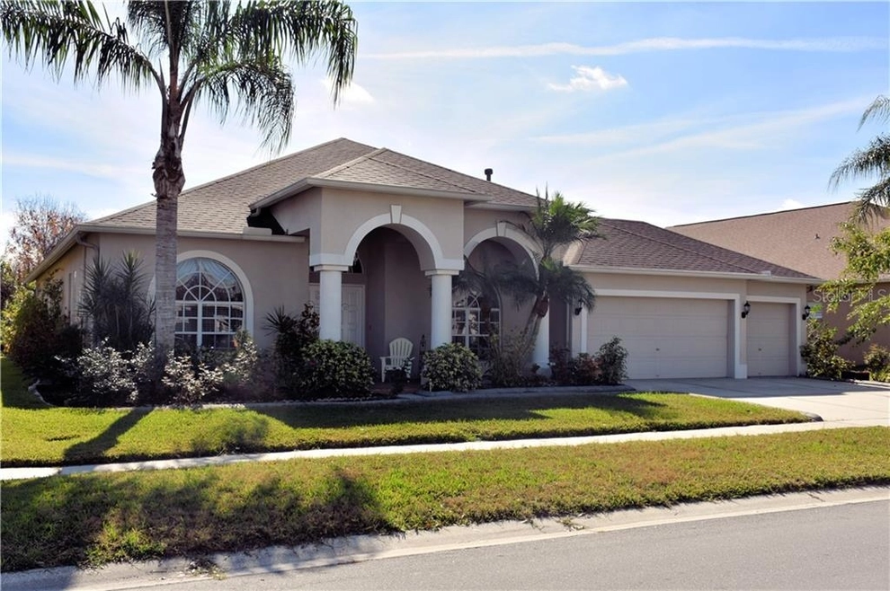 Photo of 10125 Queens Park Drive, Tampa, FL 33647