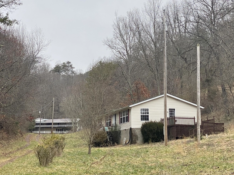 Photo of 1035 Minton Hollow Road, New Tazewell, TN 37825