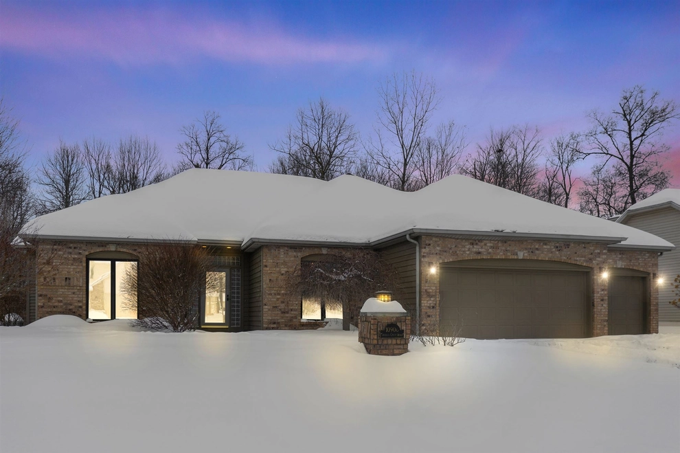 Photo of 10906 Summer Chase Road, Fort Wayne, IN 46818