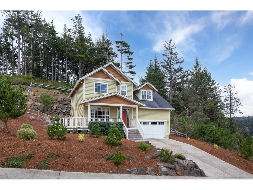 Photo of 4382 Southeast Jetty Avenue, Lincoln City, OR 97367