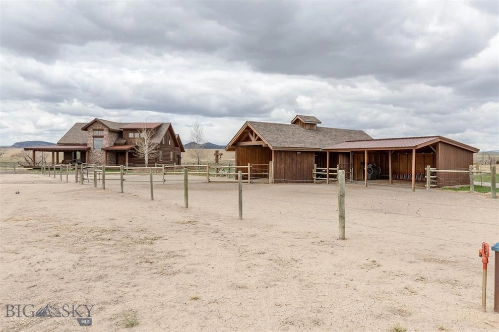 Photo of 2103 Old Town Road, Three Forks, MT 59752