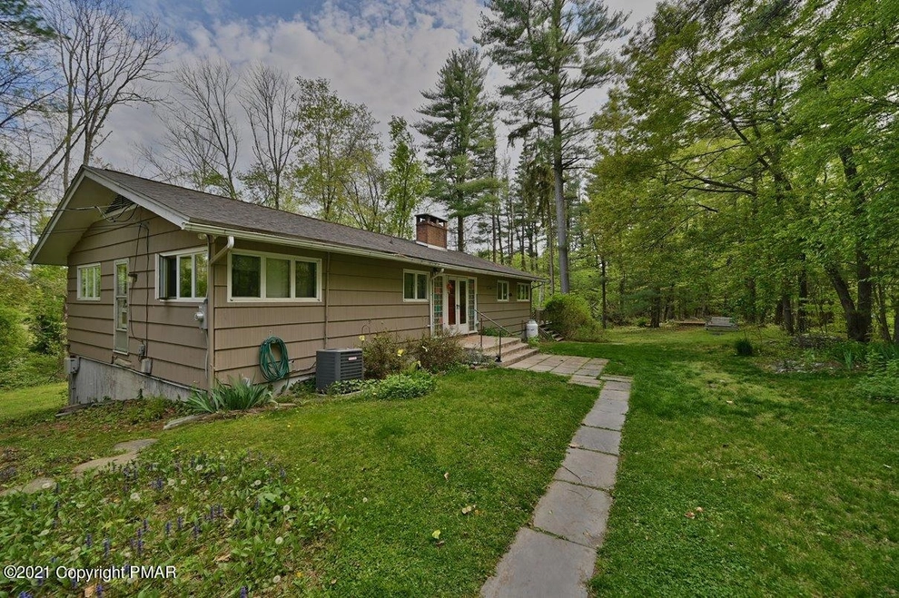 Photo of 6133 Franklin Hill Road, East Stroudsburg, PA 18301