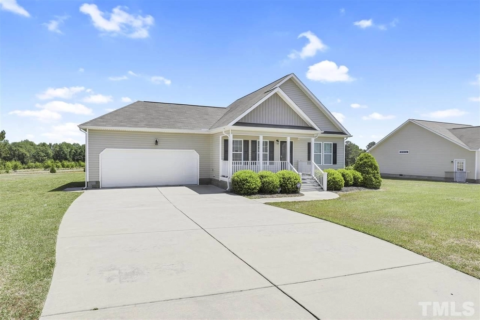 Photo of 41 Hunters Point Court, Angier, NC 27501