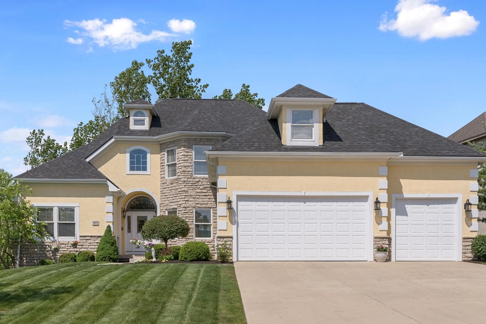 Photo of 5855 Highland Hills Drive, Westerville, OH 43082