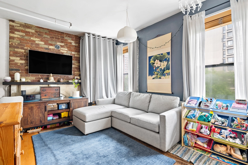 Unit for sale at 496 Laguardia Place, Manhattan, NY 10012
