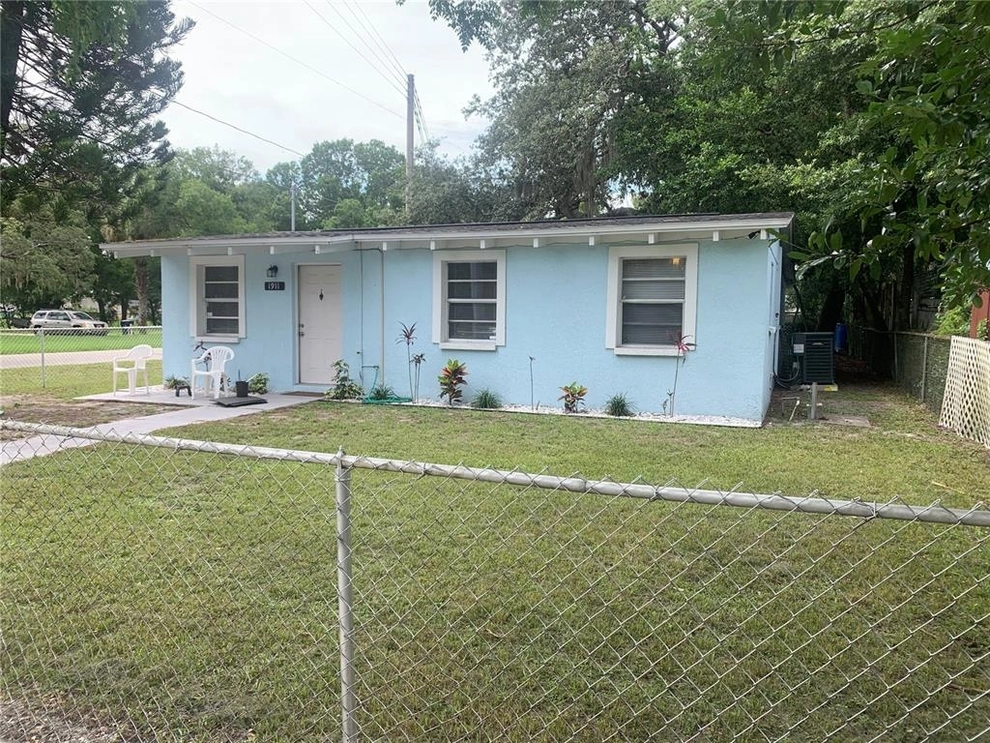 Photo of 1911 East 99th Avenue, Tampa, FL 33612