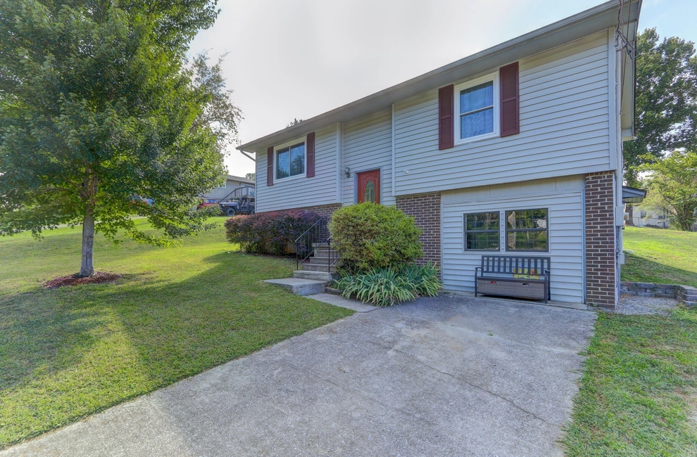 Photo of 3326 Wexgate Road, Knoxville, TN 37931