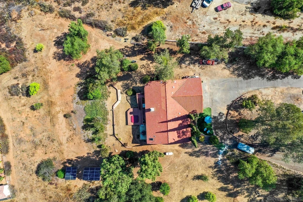 Photo of 11846 Old Castle Road, Valley Center, CA 92082