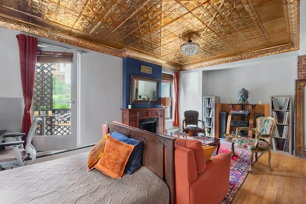 Unit for sale at 255 W 95th Street, Manhattan, NY 10025