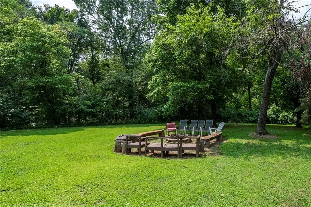 Photo of 1491 Fields Lane, Cave Springs, AR 72718