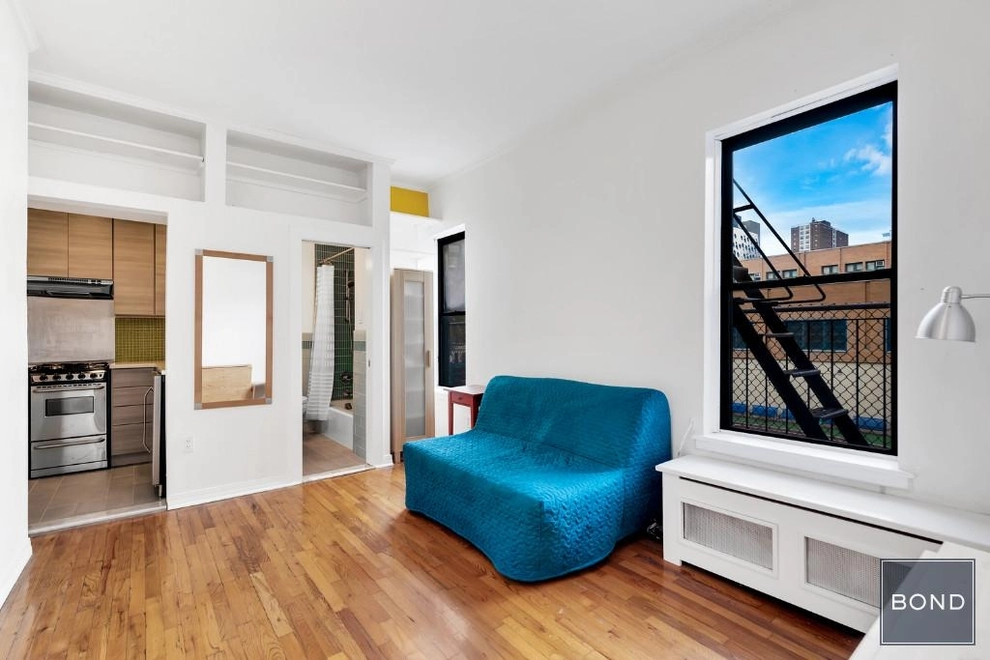 Unit for sale at 310 W 18th Street, Manhattan, NY 10011
