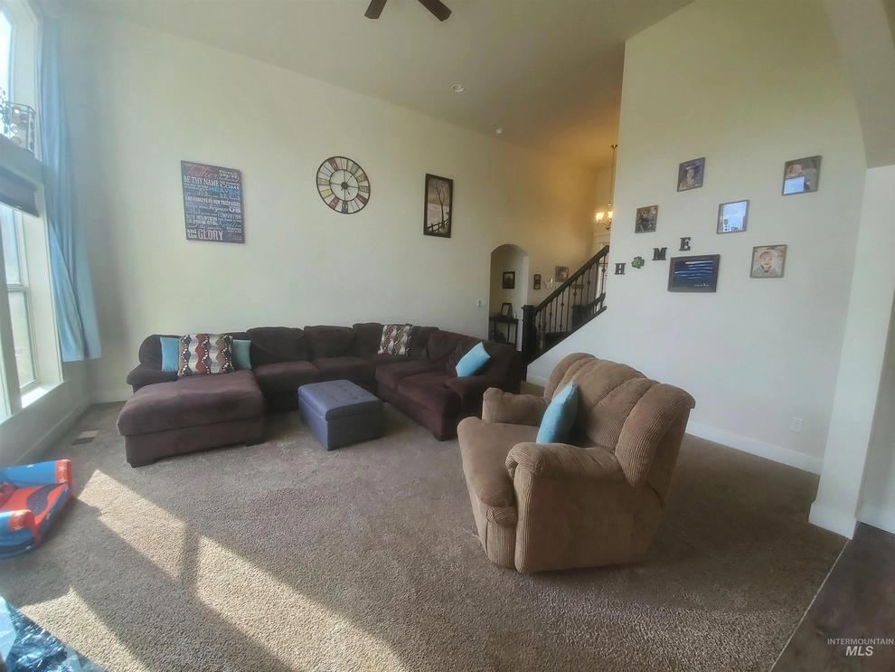 Photo of 8291 Foothill Road, Middleton, ID 83644